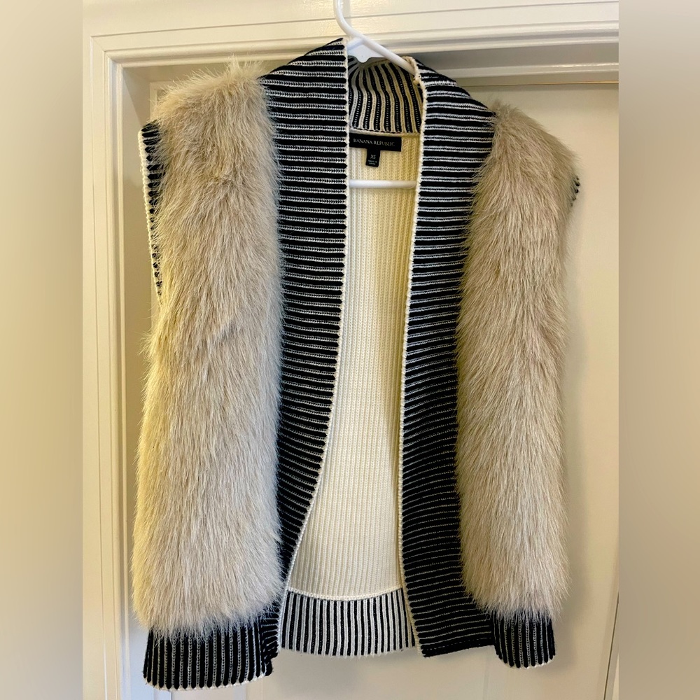 Banana Republic fur vest.  Size XS.  Worn once.  Perfect condition.